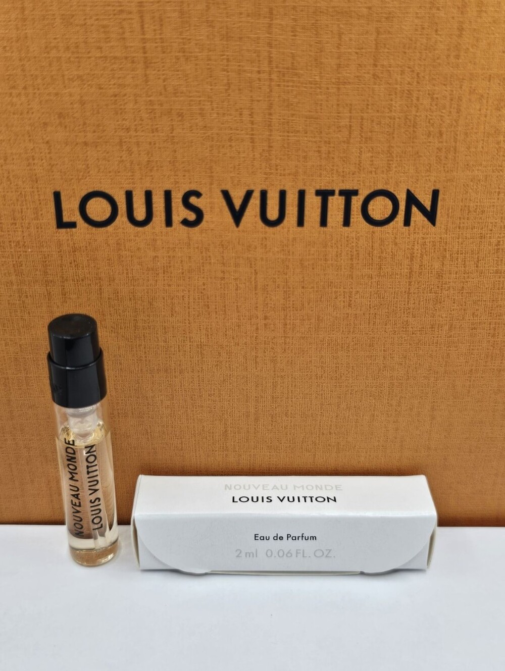⭐️ 1 Btl✅️ LOUIS VUITTON NOUVEAU MONDE FRAGRANCE💯100ML BOTTLE ➕️ 💥5pc=10ML✅️ - Picture 15 of 16